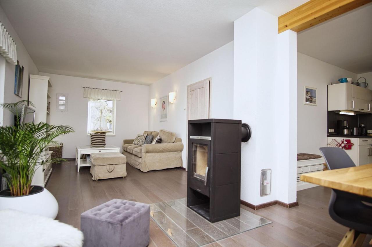 Komfortables Haus Mit Kamin, Sauna, Garten, Terrasse - Ferienhaus Sternschnuppe Wiek auf Rügen Eksteriør bilde