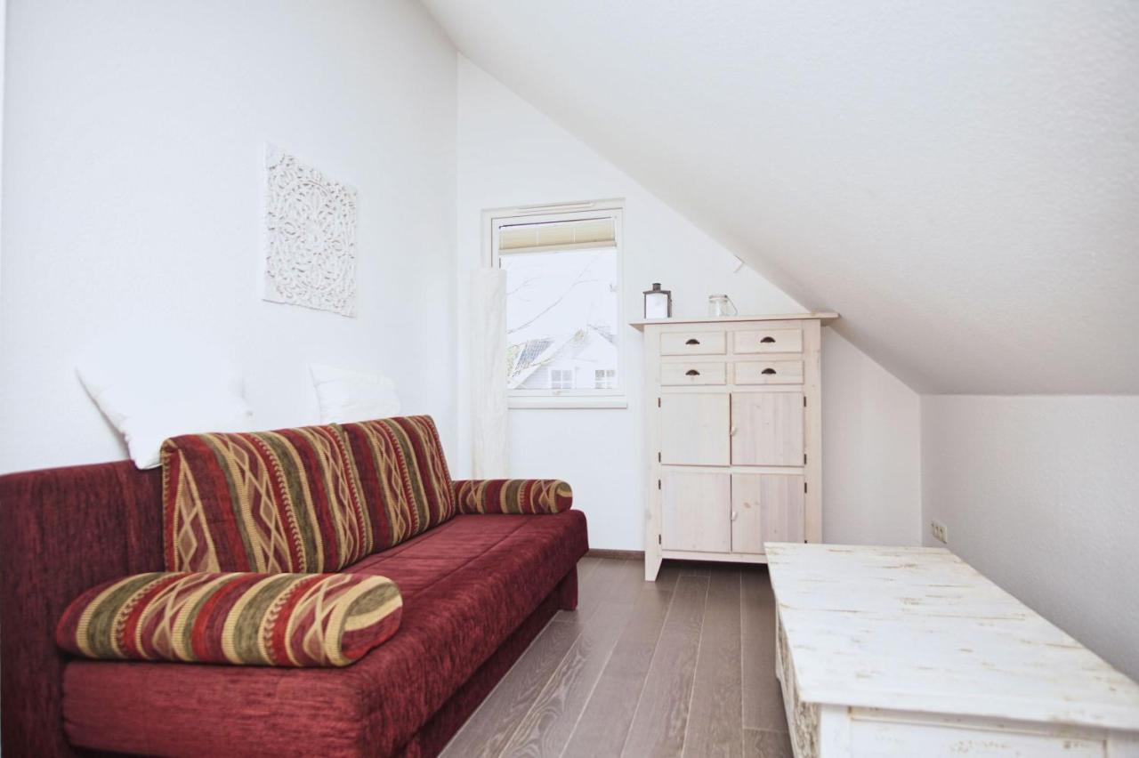 Komfortables Haus Mit Kamin, Sauna, Garten, Terrasse - Ferienhaus Sternschnuppe Wiek auf Rügen Eksteriør bilde