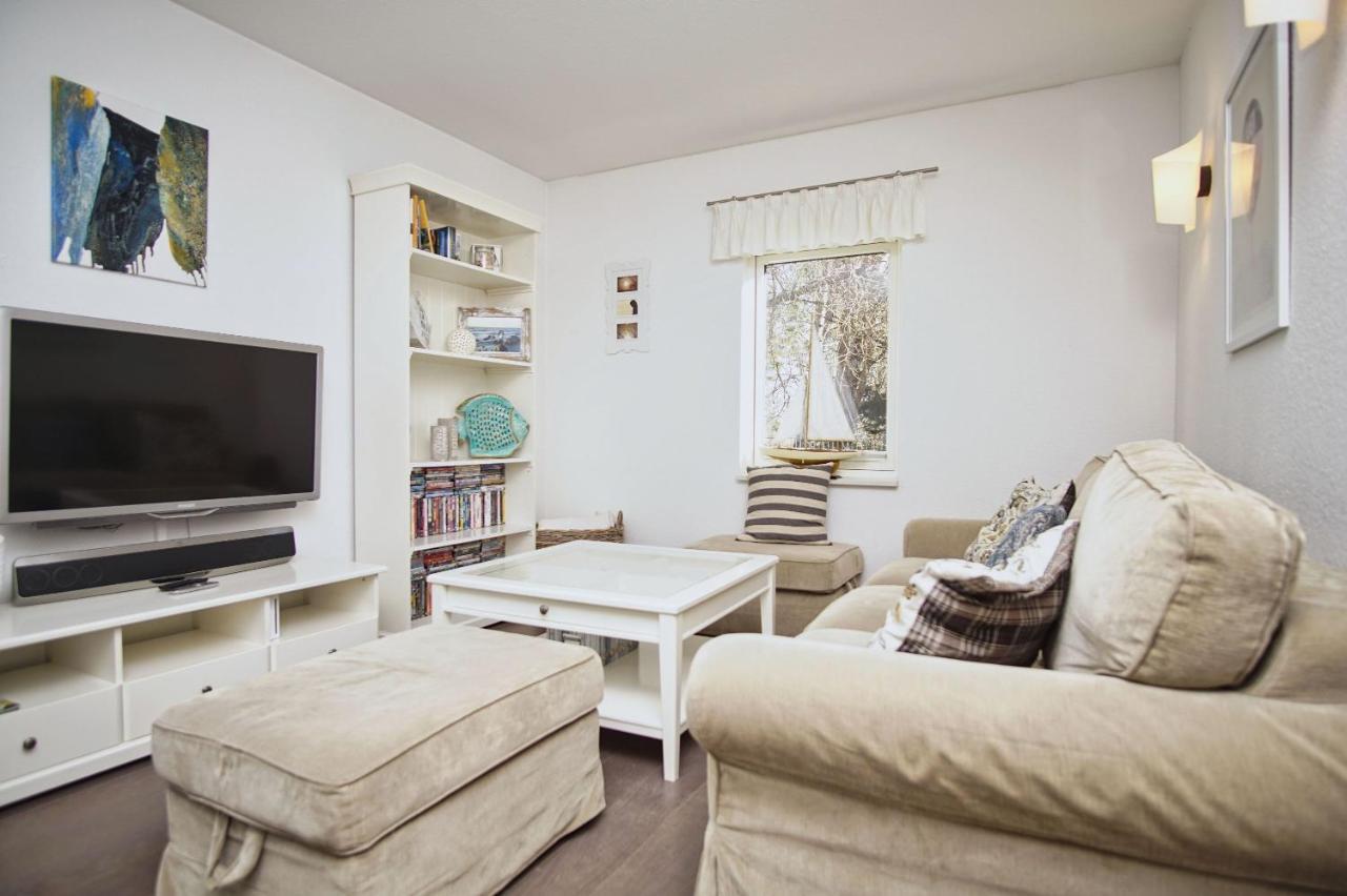 Komfortables Haus Mit Kamin, Sauna, Garten, Terrasse - Ferienhaus Sternschnuppe Wiek auf Rügen Eksteriør bilde