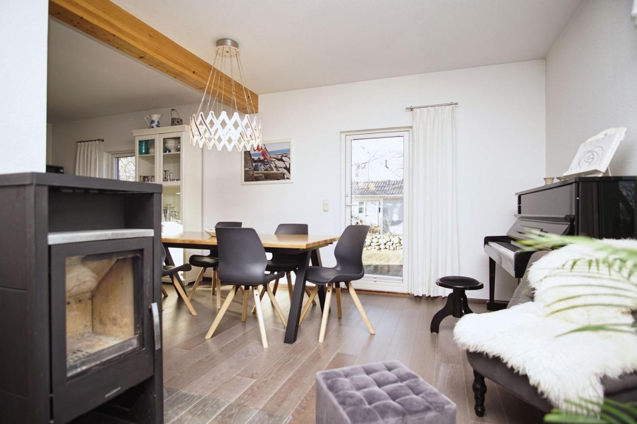 Komfortables Haus Mit Kamin, Sauna, Garten, Terrasse - Ferienhaus Sternschnuppe Wiek auf Rügen Eksteriør bilde